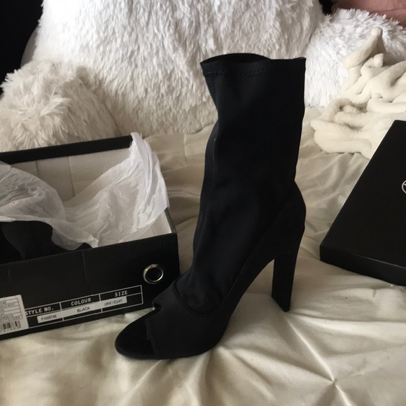 Black Short Booties - Picture 3 of 4